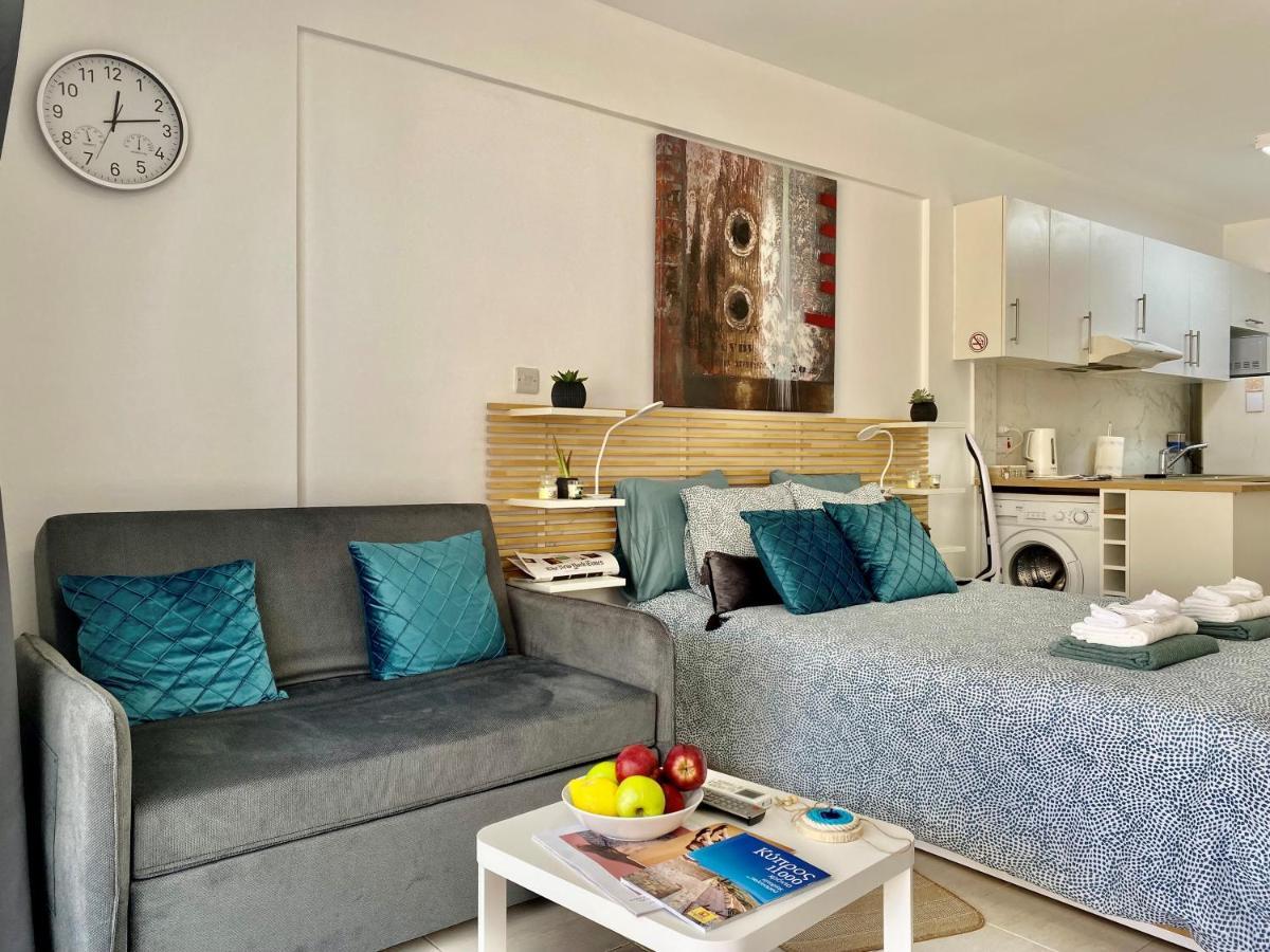 Ev Zin:Cozy, Newly Rennovated, Studio, Swimming Pool B102 Paphos Exterior photo